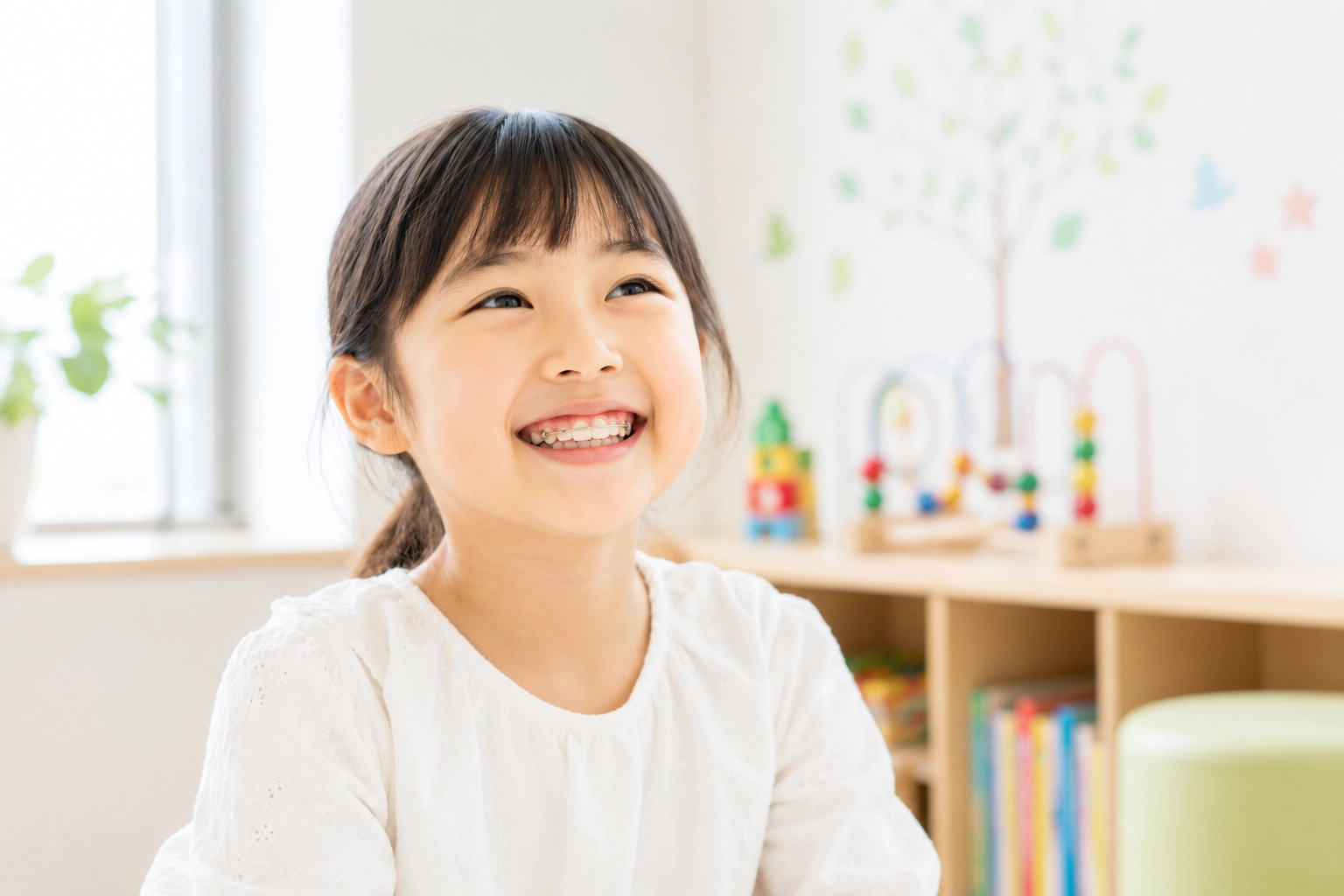 人形町ミント歯科で小児歯科の予防ケアを受ける子ども
